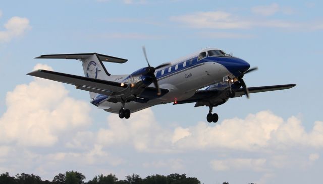 Embraer EMB-120 Brasilia (N124HL) - A Freight Runners Express Embraer EMB-120ER(F) departing Pryor Field Regional Airport, Decatur, AL just before a thundershower - afternoon of August 6, 2022.