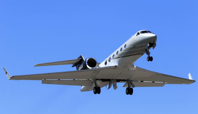 Gulfstream Aerospace Gulfstream IV (N30JE)