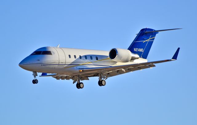 Canadair Challenger (N214MD) - N214MD 1983 Canadair Ltd CL-600-2A12 C/N 3016  - Las Vegas - McCarran International (LAS / KLAS) USA - Nevada, December 16, 2011 Photo: Tomás Del Coro