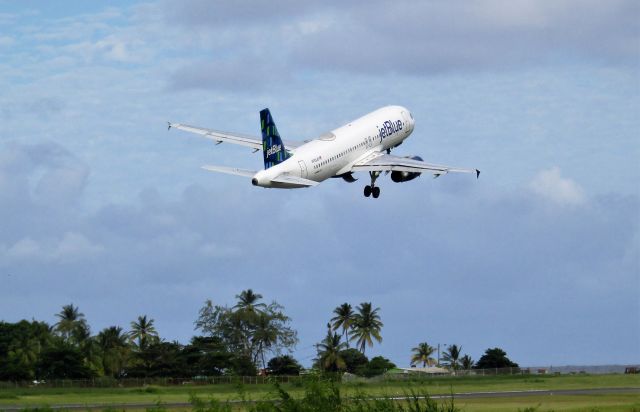 Airbus A320 (N793JB)