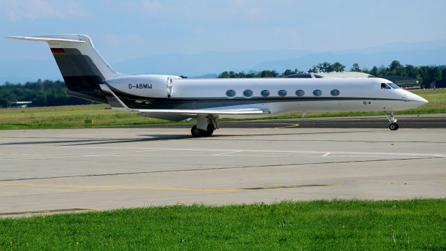 Gulfstream Aerospace Gulfstream V (D-ABMW) - D-ABMW         Gulfstream G550  -  Graz  -  Jul 01, 2016