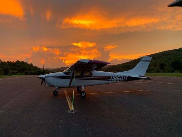 Cessna Centurion (N9501T)