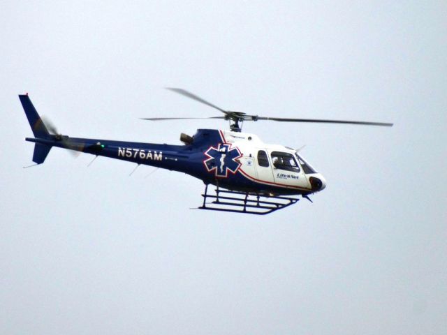 Eurocopter AS-350 AStar (N576AM)