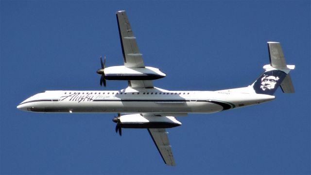 de Havilland Dash 8-400 (N405QX) - 20150524-073718.jpgbr /N405QX Horizon Air De Havilland Canada DHC-8-400 - cn 4047br /First Flight * Feb 2001br /Age 14.3 Years
