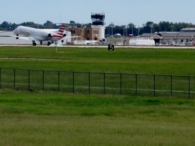 Embraer ERJ-145 (N624AE)