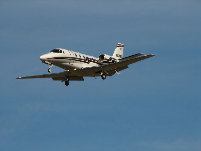 Cessna Citation Excel/XLS (N892Z) - The apple-growing barron.  Zirkle Fruit.  Arriving from Palm Springs.