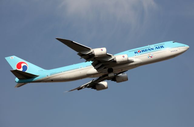 HL7638 — - Korean Air 747-8 Intercontinental climbing From Rwy 34L.