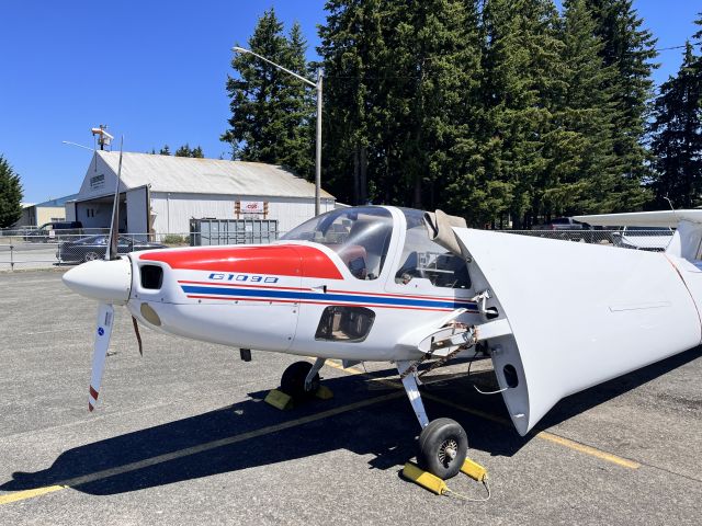 GROB Vigilant (N84KS) - I had no idea Grob 109s could fold their wings until I saw this one!