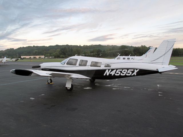 Piper Saratoga/Lance (N4595X) - Nice personal travel aircraft.