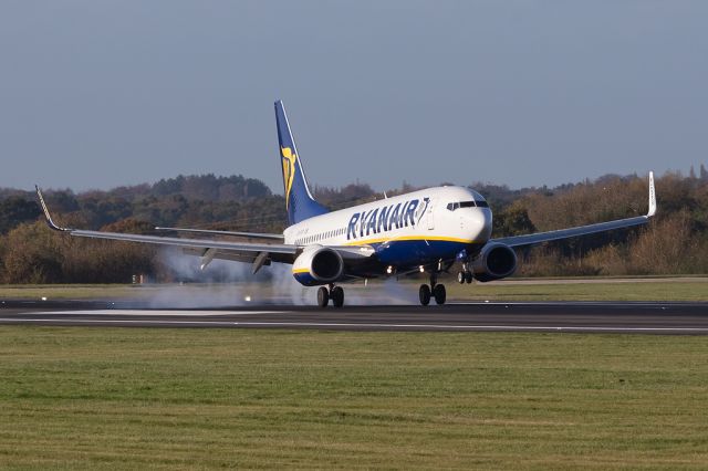 Boeing 737-800 (EI-EVR) - RYR4777 back to Manchester after the earlier flight to Shannon.