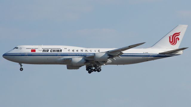 BOEING 747-8 (B-2485)