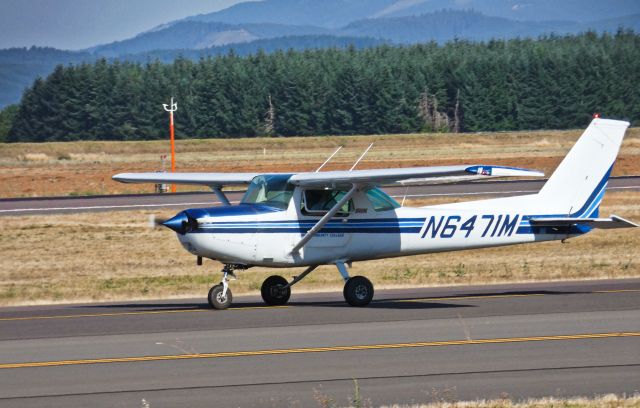 Cessna 152 (N6471M)