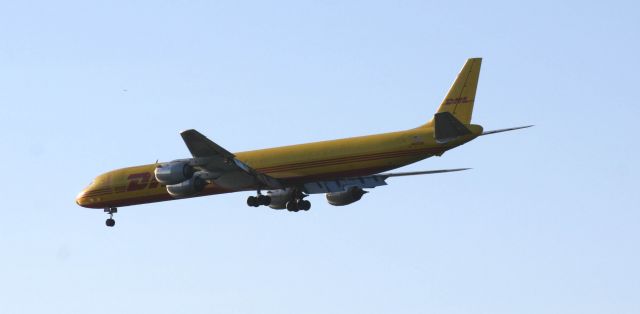 McDonnell Douglas DC-8-70 (N807DH)