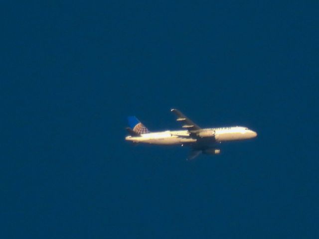 Airbus A320 (N447UA) - UAL1632br /ORD-IAHbr /06/07/22