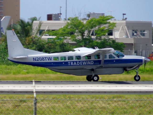 Cessna Caravan (N208TW)