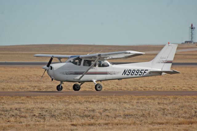 Cessna Skyhawk (N9895F)