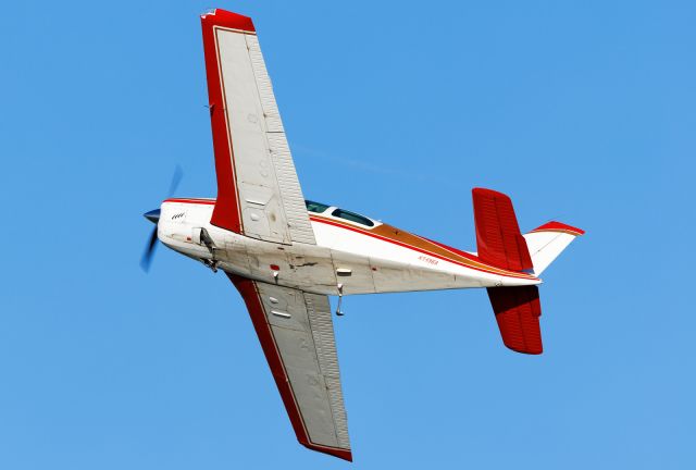 Beechcraft Bonanza (33) (N3496A)