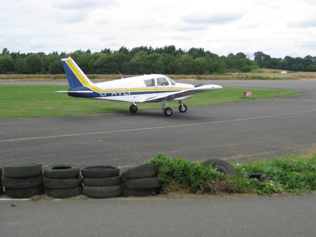 Piper Cherokee (G-AVLT)