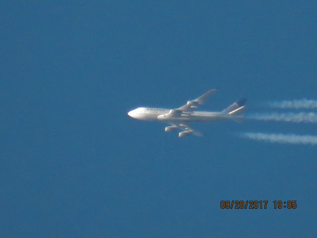 Boeing 747-400 (N178UA)