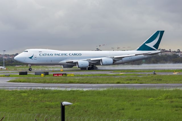 BOEING 747-8 (B-LJB) - Cathay Pacific Cargo (B-LJB) Boeing 747-867(F) departing Sydney Airport.