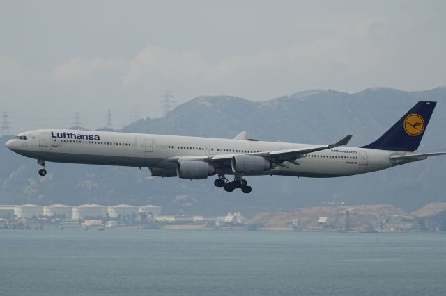 Airbus A340-600 (D-AIHH)