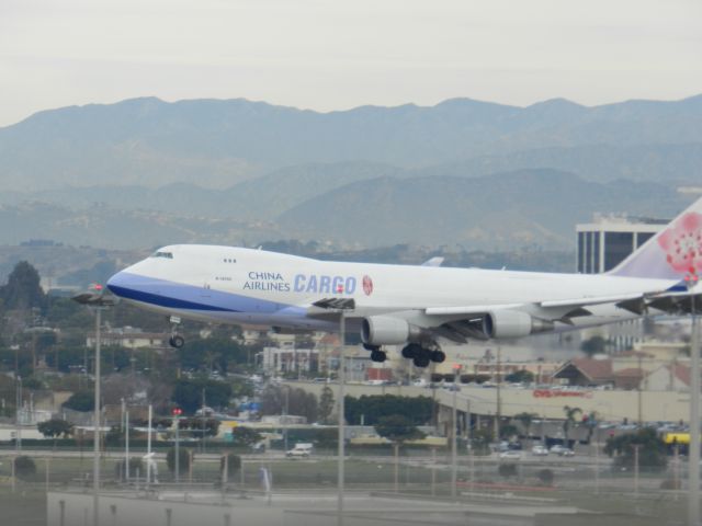 Boeing 747-400 —
