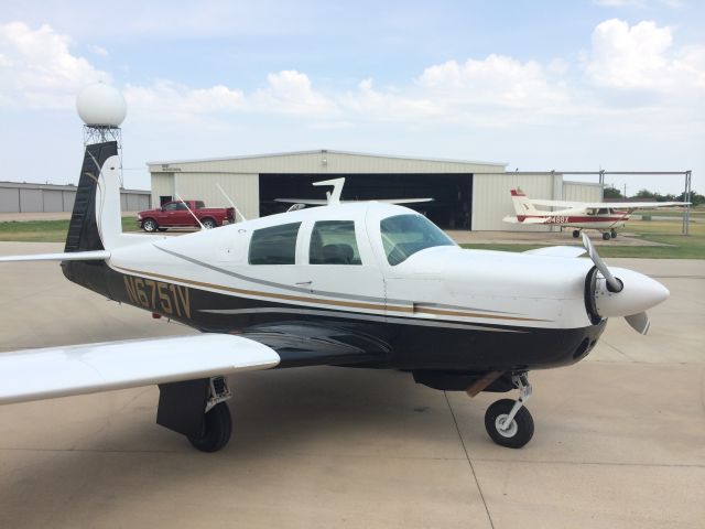 Mooney M-20 (N6751V)