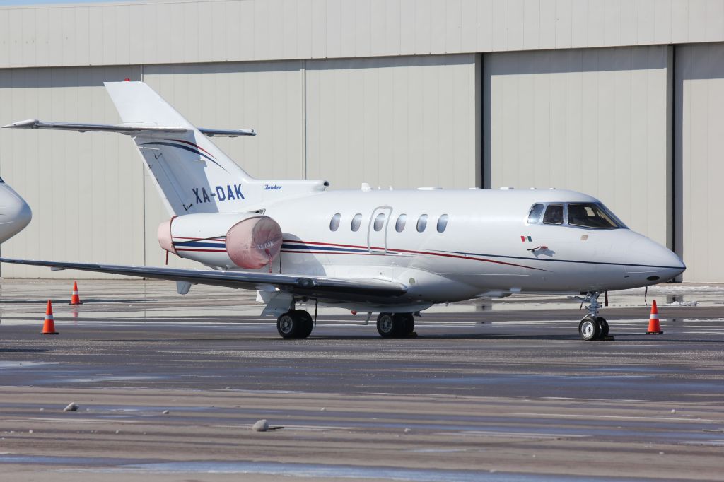 Hawker 800 (XA-DAK)