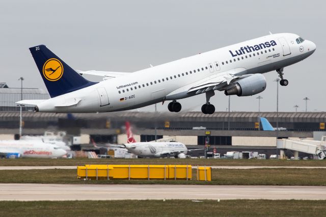 Airbus A320 (D-AIZC) - DLH2501 returning to Munich