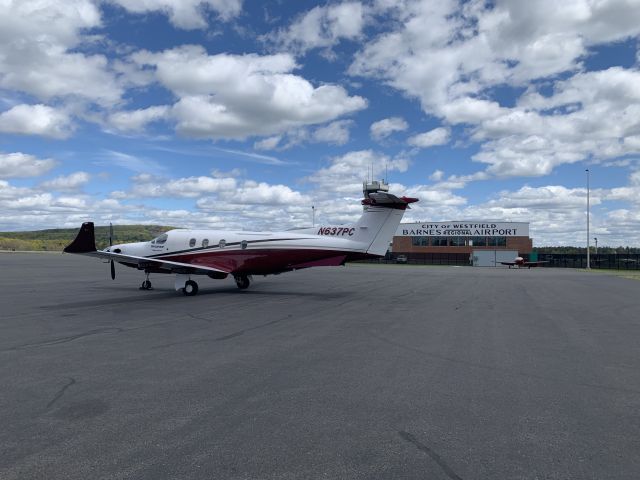 Pilatus PC-12 (N637PC)