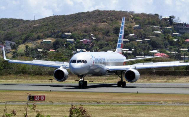 Boeing 757-200 (N194AA)