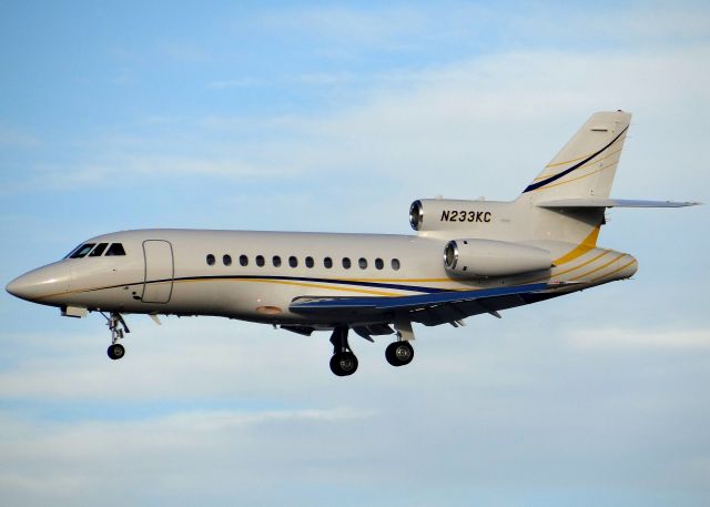 Dassault Falcon 900 (N233KC) - Landing Runway 30R on 10/7/12