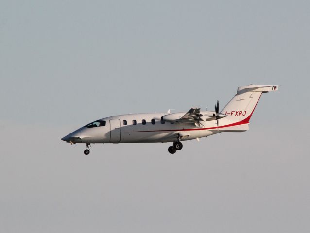 Piaggio P.180 Avanti (I-FXRJ)