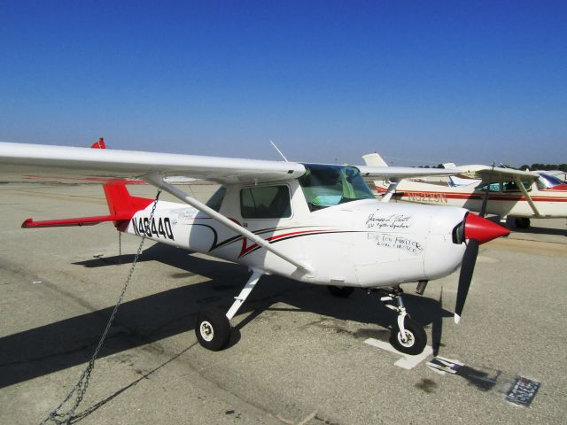 Cessna Skyhawk (N4644Q) - On the ramp