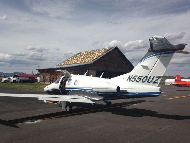 Eclipse 500 (N550UZ)