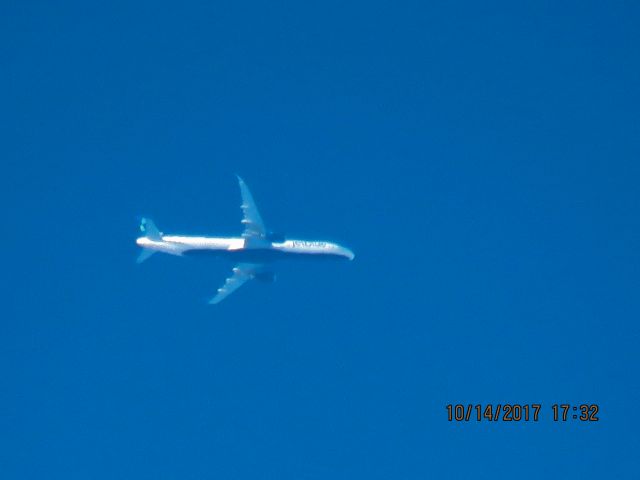 Airbus A321 (N980JT)