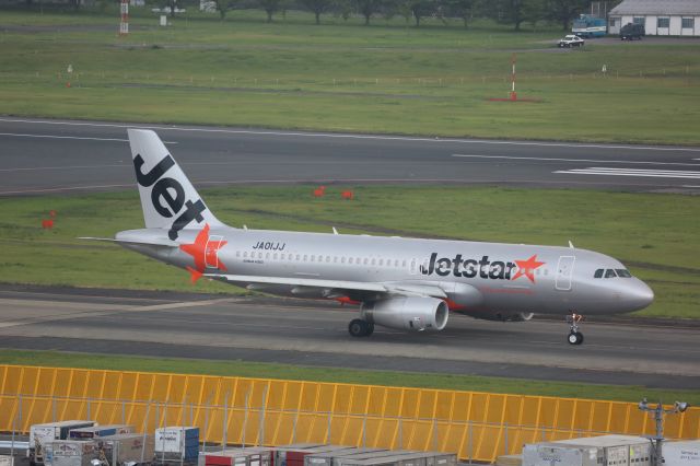 Airbus A320 (JA01JJ)