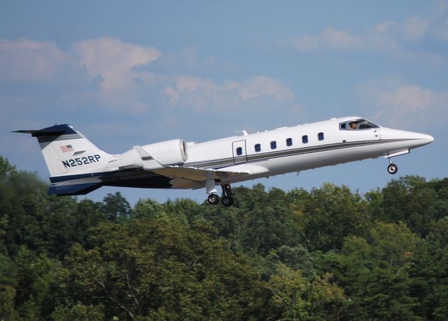 Learjet 60 (N252RP) - ELECTROLUX HOME PRODUCTS INC departing 20 at KJQF - 9/16/10