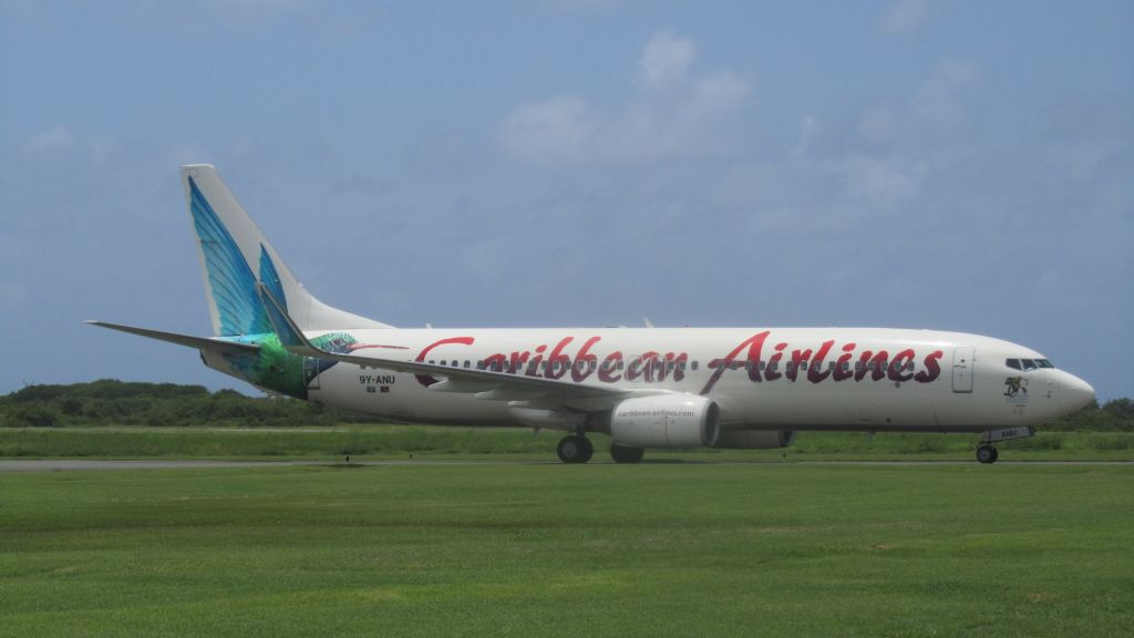 Boeing 737-800 (9Y-ANU)