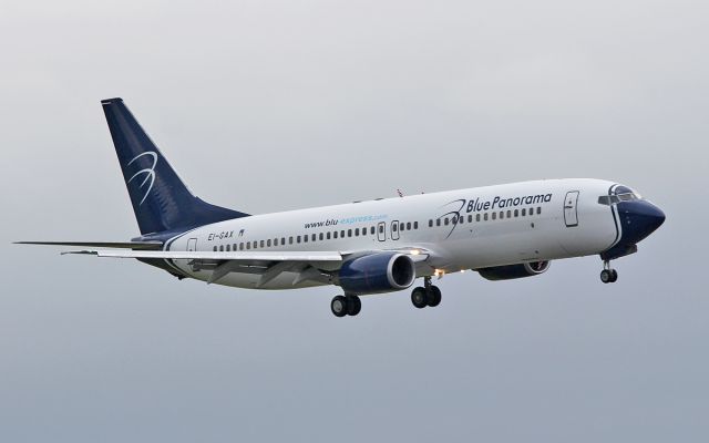 Boeing 737-800 (EI-GAX) - blue panorama b737-8zo ei-gax about to land at shannon from baku 14/6/17.