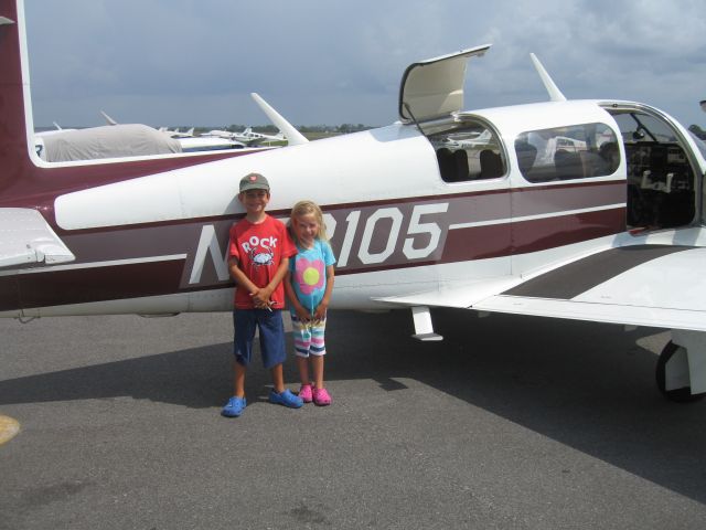 Mooney M-20 (N58105) - Flight crew