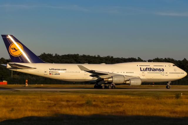 Boeing 747-400 (D-ABVM) - the old " Hessen ", the new one is a 747-800