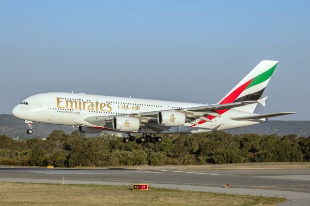 Airbus A380-800 (A6-EDY) - A380-861 sn 109. Emirates A6-EDY rwy 03 arrival YPPH 22 April 2023