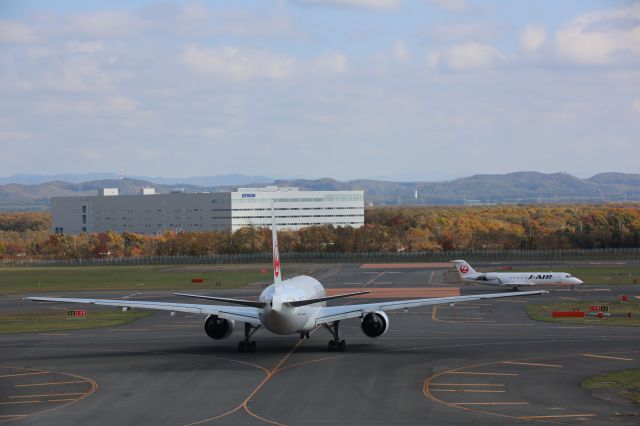 Boeing 777-200 (JA010D)