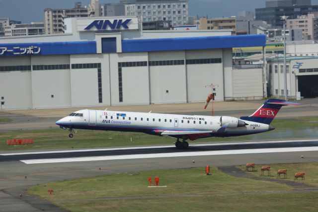 Canadair Regional Jet CRJ-700 (JA06RJ)