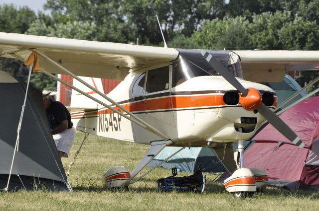 Piper PA-22 Tri-Pacer (N1545P)