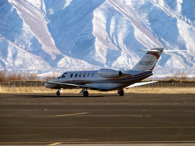 Cessna 421 (N525RG)