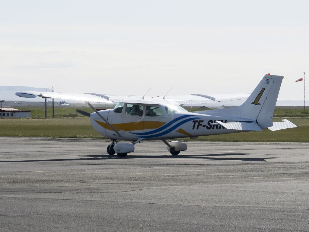 Cessna Skyhawk (TF-SKN) - 22 July 2015.