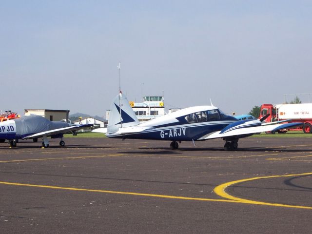 — — - Thruxton Parking UK