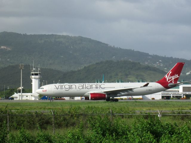 Airbus A330-300 (G-VWAG)